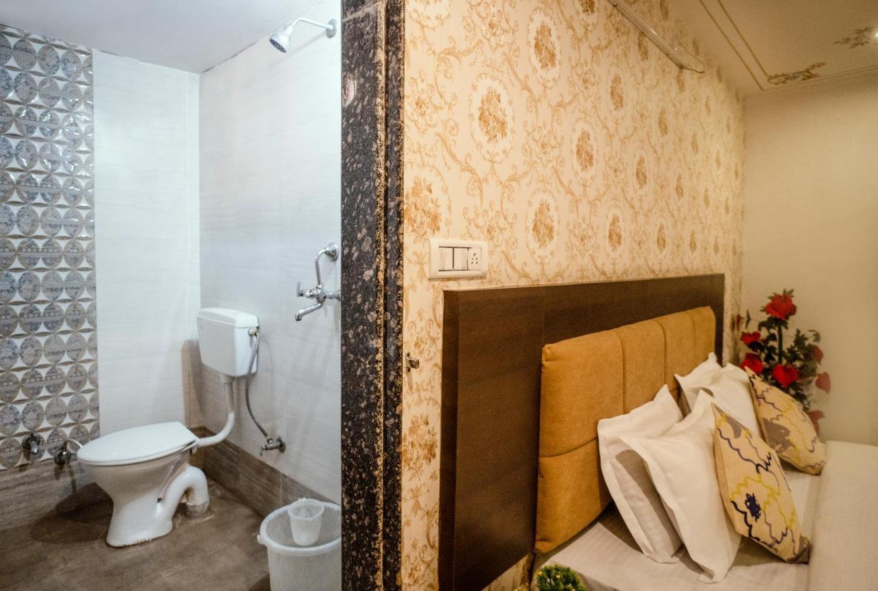 Tripli Hotels Arunoday Palace Udaipur Ngoại thất bức ảnh