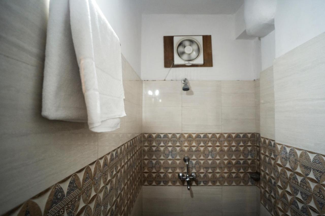 Tripli Hotels Arunoday Palace Udaipur Ngoại thất bức ảnh