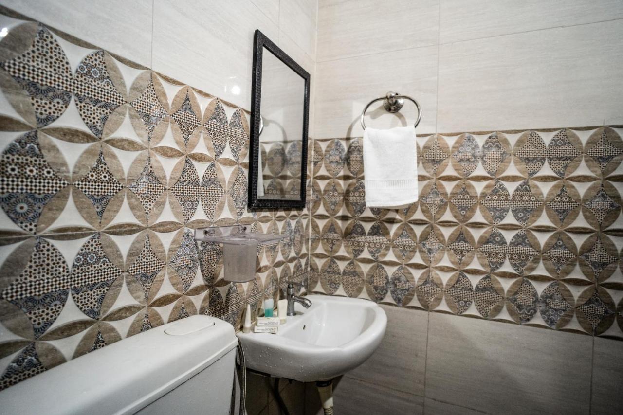 Tripli Hotels Arunoday Palace Udaipur Ngoại thất bức ảnh